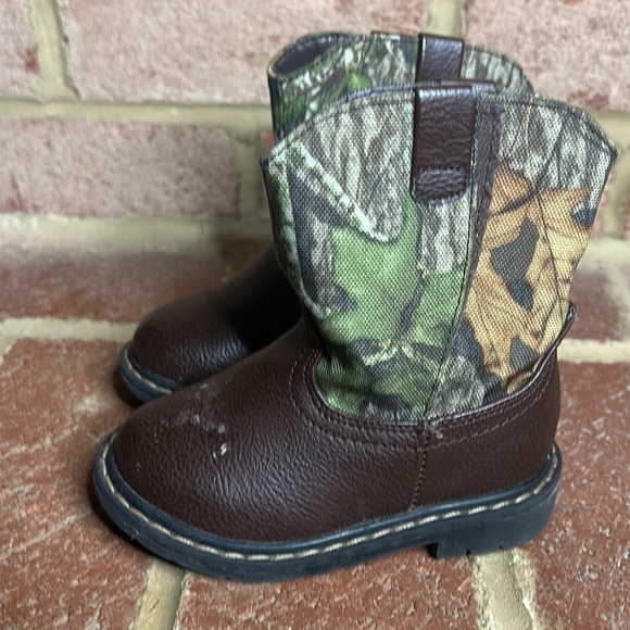 Garanimals Mossy Oak Camo Boots size 6 - Picture 3 of 4